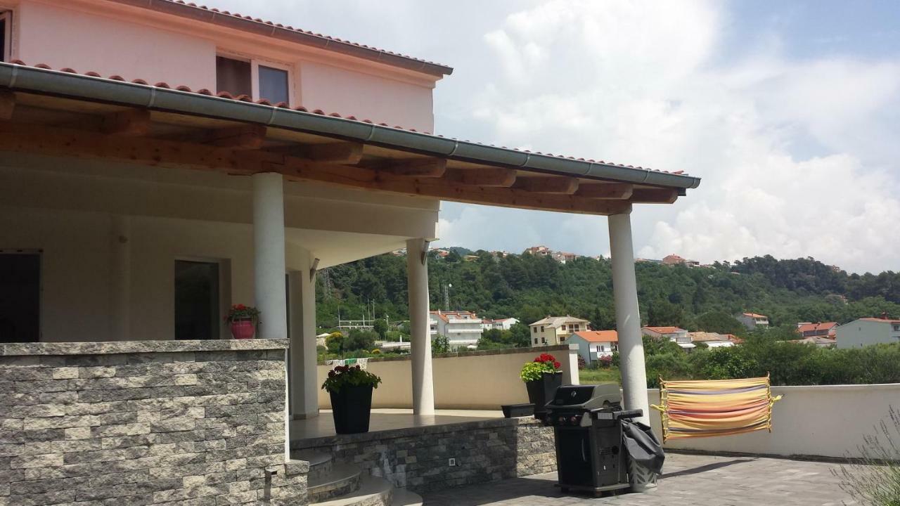 Nina Villa Rab Town Bagian luar foto