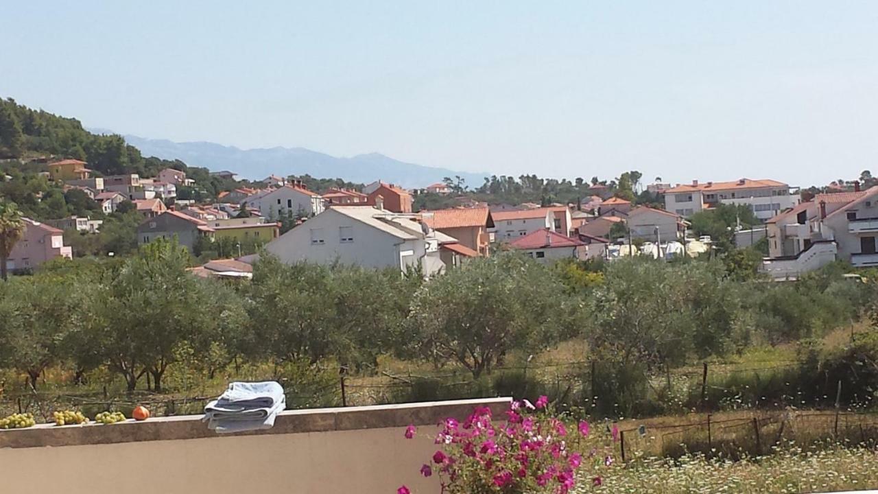 Nina Villa Rab Town Bagian luar foto