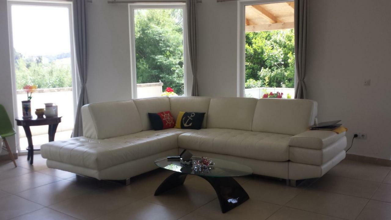 Nina Villa Rab Town Bagian luar foto