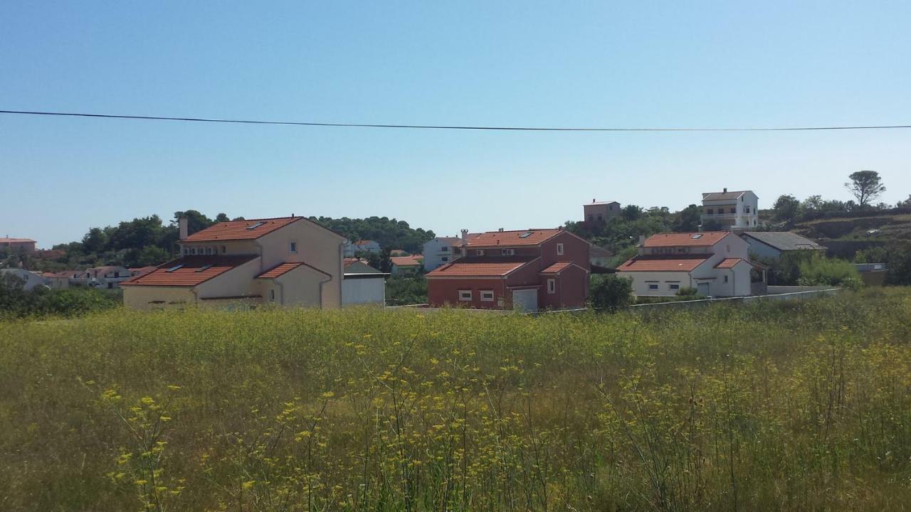Nina Villa Rab Town Bagian luar foto
